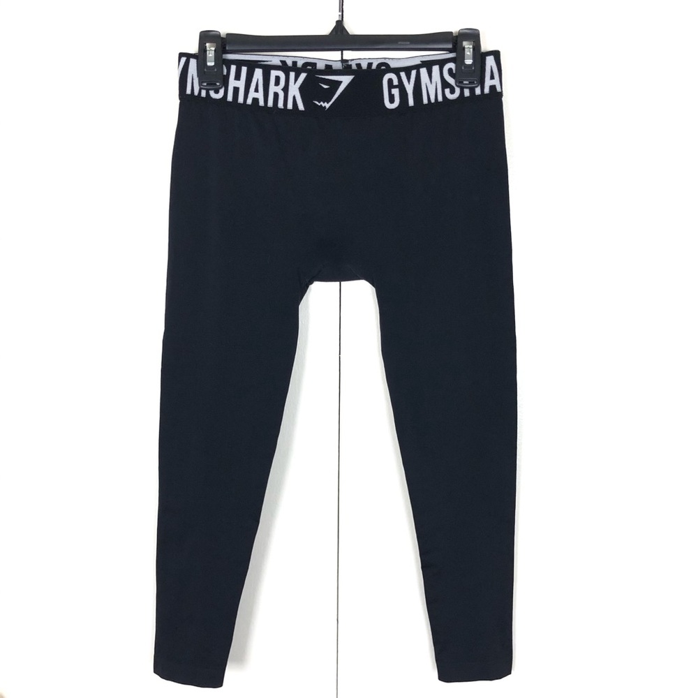 GYMSHARK BLACK SEAMLESS CROPPED LEGGINGD SIZE MED